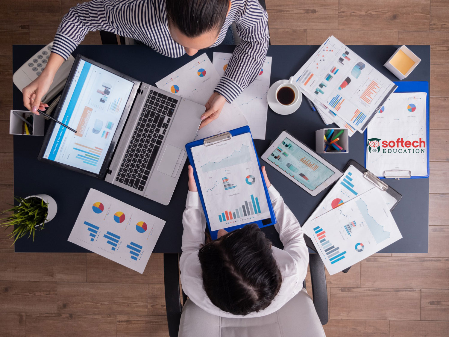 best digital marketing courses in masters and diploma training institute with certification and top placement to learn online offline classes after 12th with affordable fees Softech Education